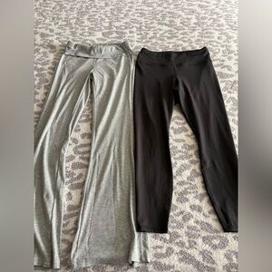 2 pairs of leggings bundle